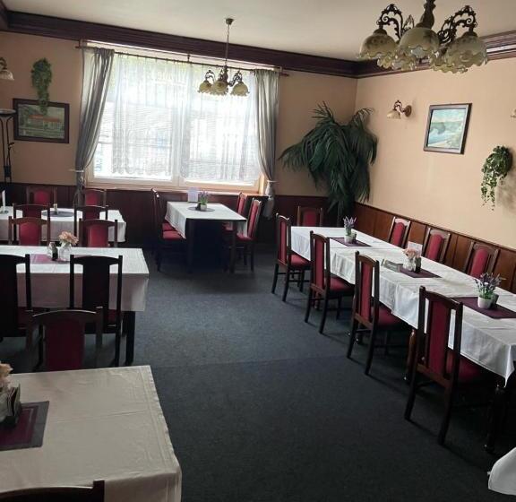 هتل V Pivovaře Davle