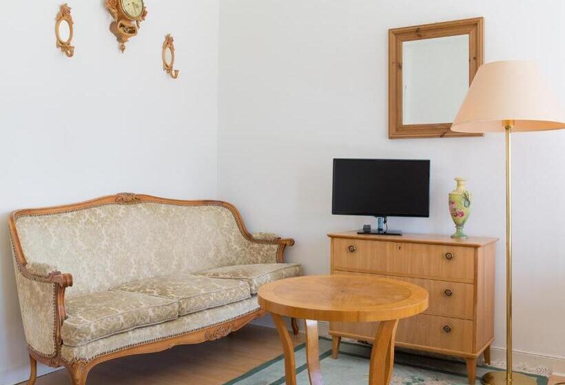 בית מלון כפרי Varmland