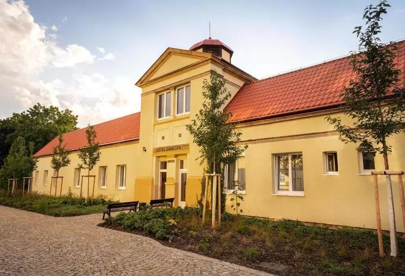 Hotel Zámeček