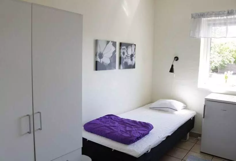 Kärraton Vandrarhem   Hostel