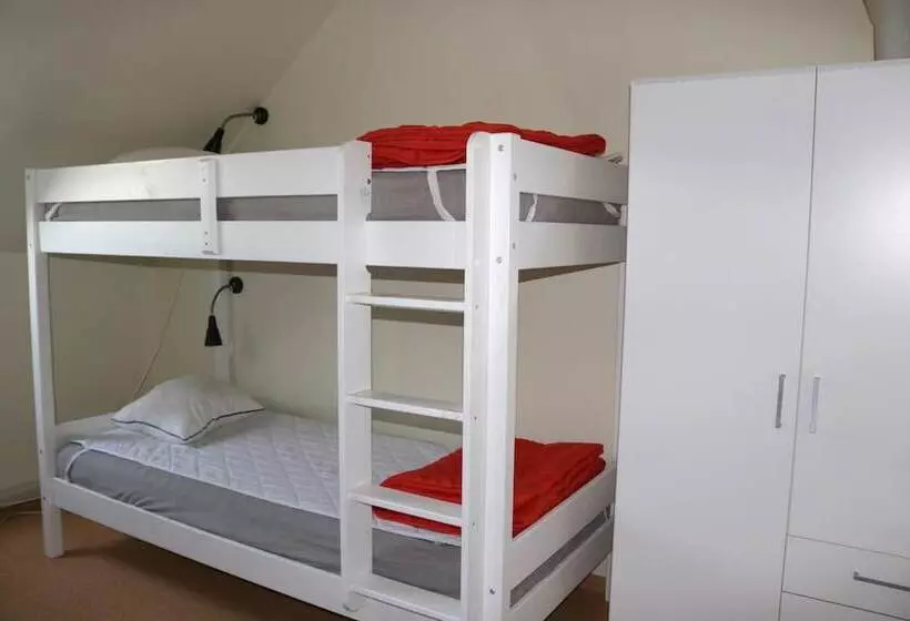 Kärraton Vandrarhem   Hostel