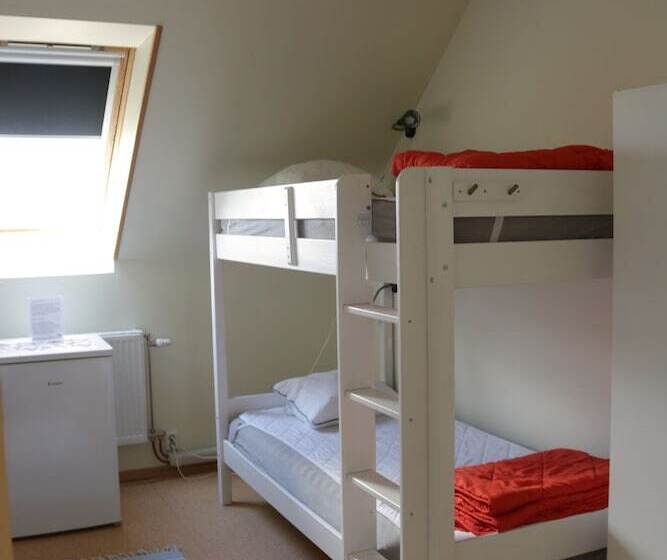 Kärraton Vandrarhem   Hostel