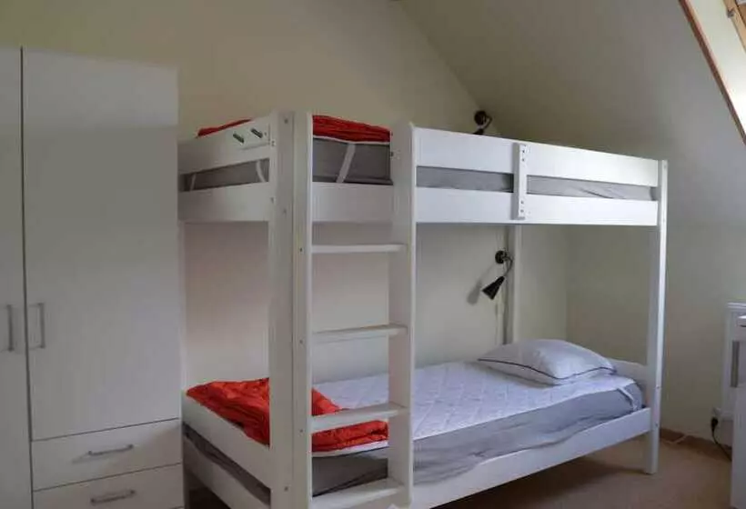 Kärraton Vandrarhem   Hostel
