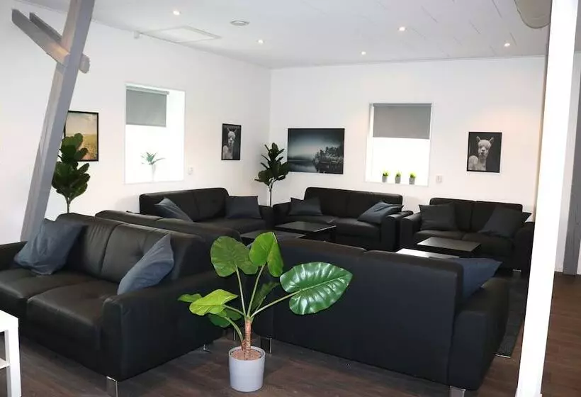Kärraton Vandrarhem   Hostel