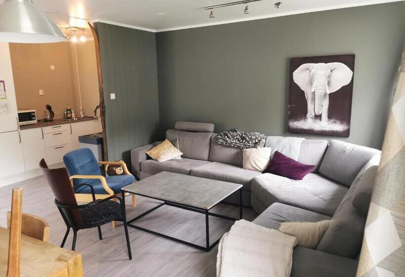 Molde Vandrerhjem Hostel