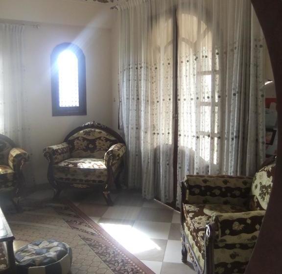 Queen Palace Hotel Luxor