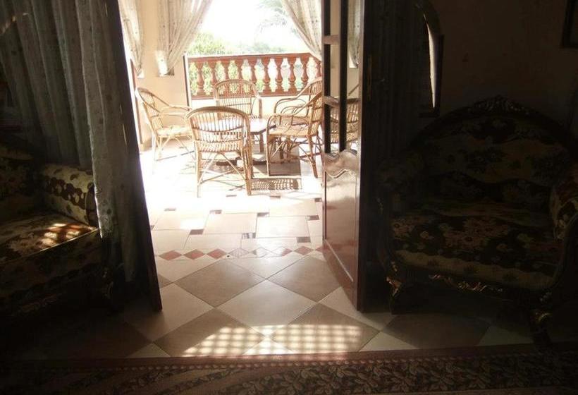 Queen Palace Hotel Luxor