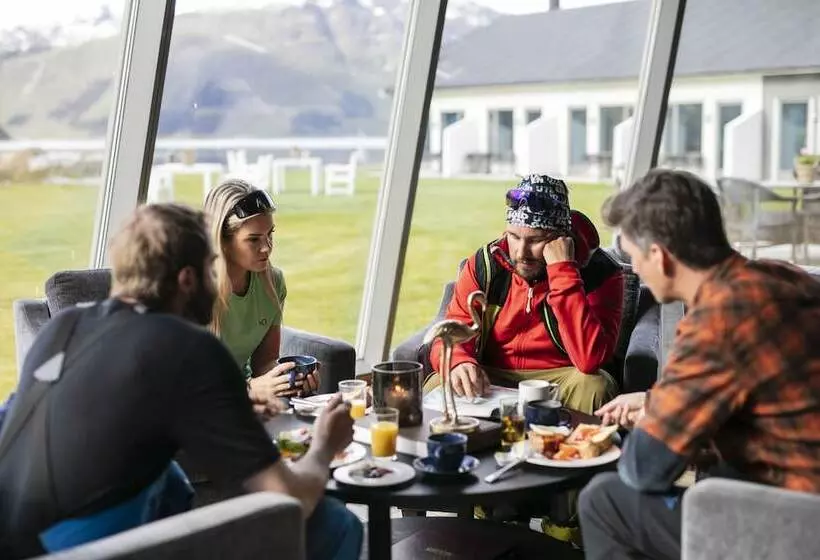 Valldal Fjordhotell   By Classic Norway Hotels