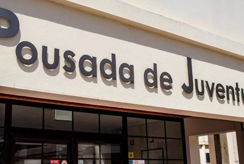 Retkeilymaja Hi Almada Pousada De Juventude