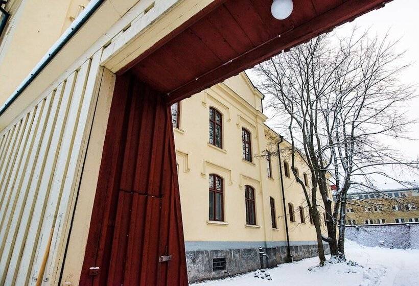 הוסטל L Gamla Fängelset