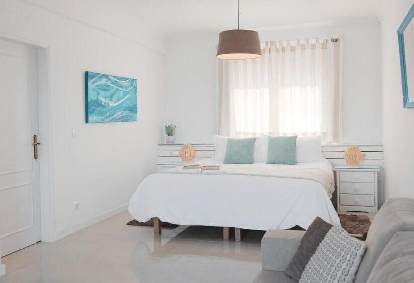 فندق صغير Laneez Ericeira Surf House