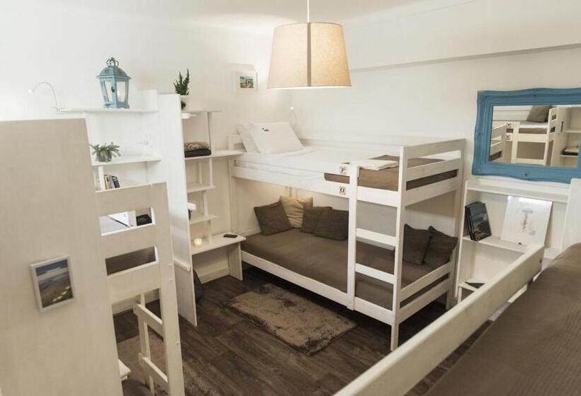 فندق صغير Laneez Ericeira Surf House