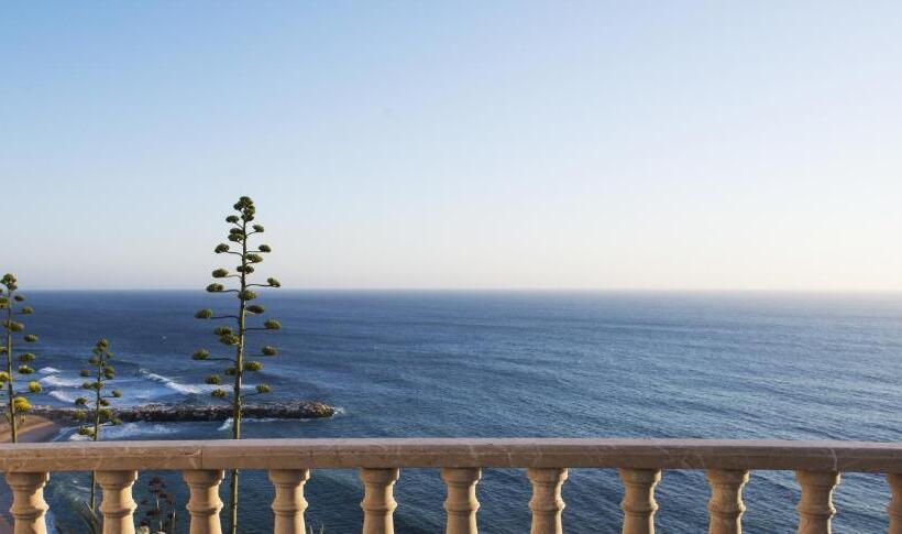 فندق صغير Laneez Ericeira Surf House