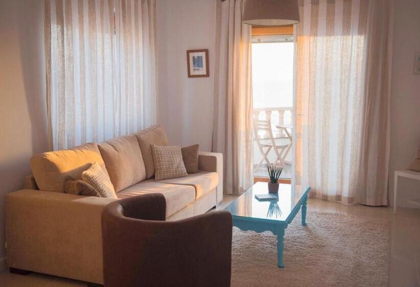 فندق صغير Laneez Ericeira Surf House