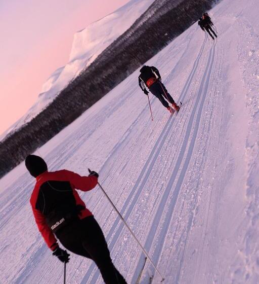 הוסטל Saxnäsgården Hotell & Konferens