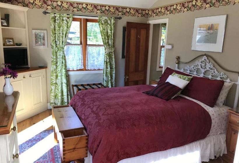 Baywick Inn Bed & Breakfast