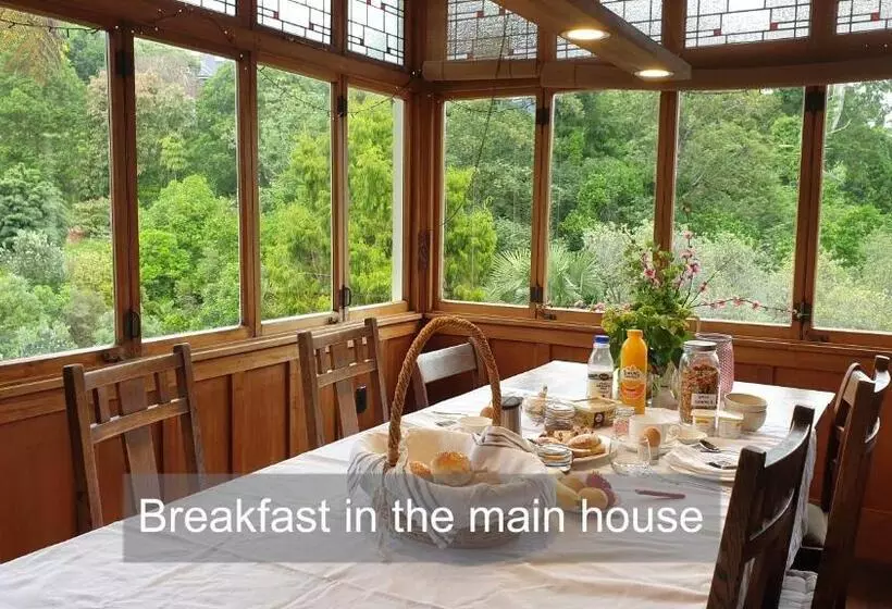 Bluff Hill Bed & Breakfast