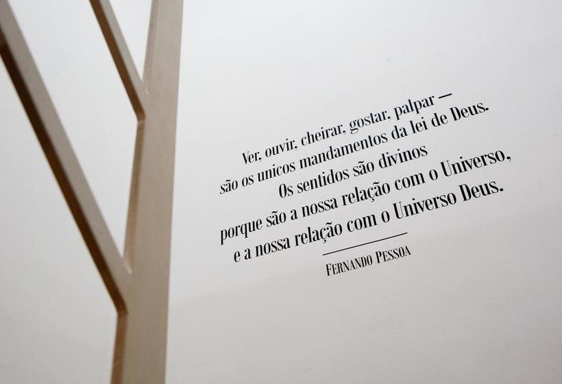 هاستل R3 Service Five Senses In Coimbra