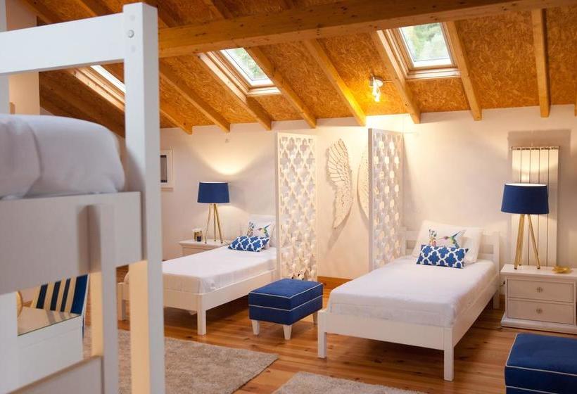 هاستل R3 Service Five Senses In Coimbra