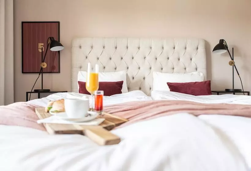 Hotelli L Bogesund