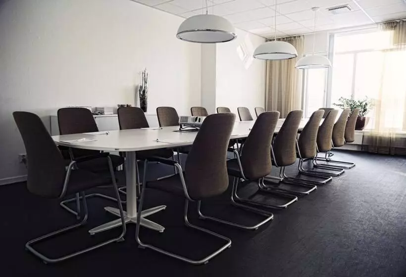 Hotelli L Bogesund