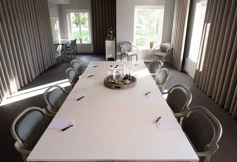 Hotelli L Bogesund