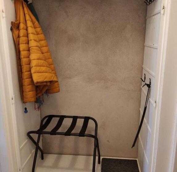 هتل Laholms Vandrarhem