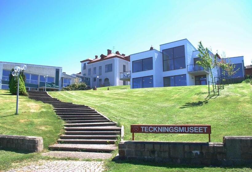 هتل Laholms Vandrarhem