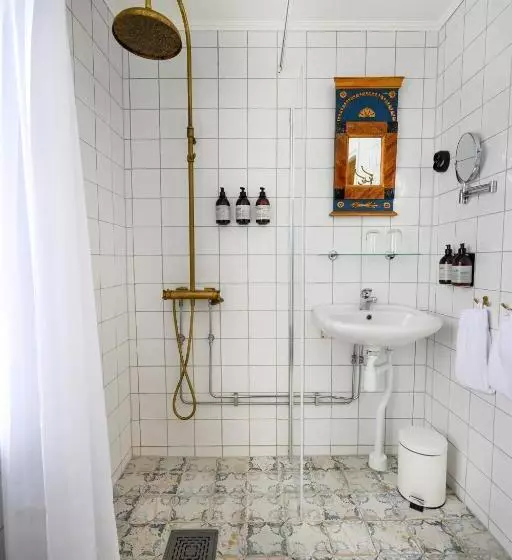 ホテル ölme Prästgård Gästgiveri