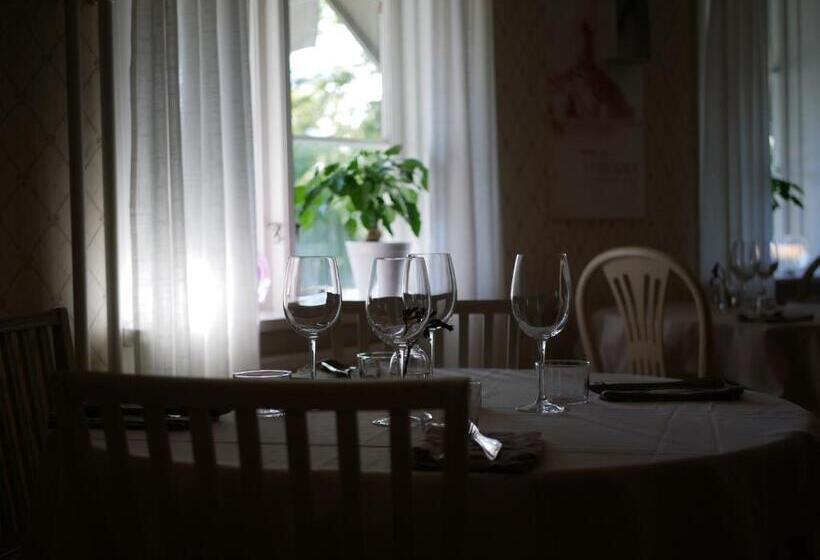 فندق ölme Prästgård Gästgiveri