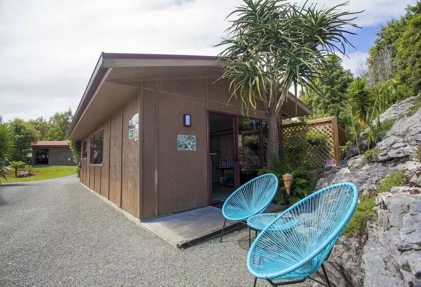 モーテル The Rocks Chalets