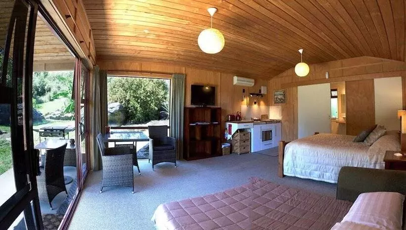 モーテル The Rocks Chalets