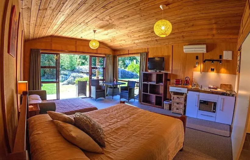 モーテル The Rocks Chalets