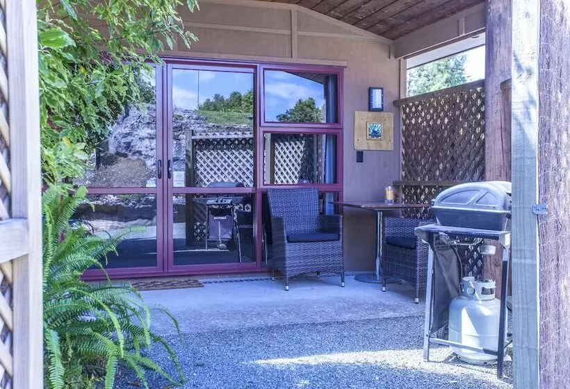 モーテル The Rocks Chalets