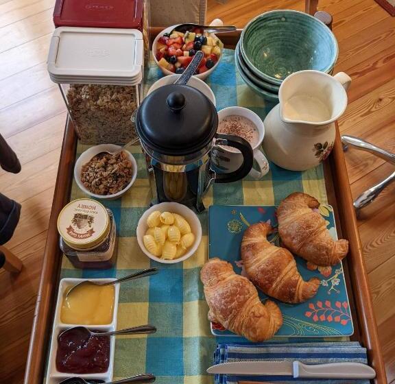 Peppertree Bed & Breakfast