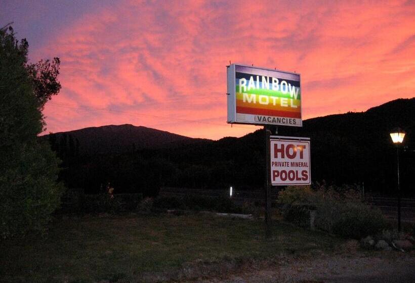 Rainbow Motel & Hot Pools