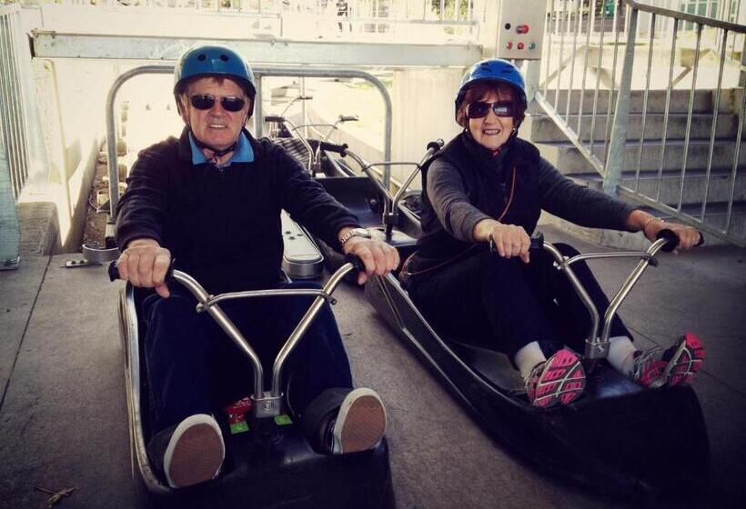 Rainbow Motel & Hot Pools