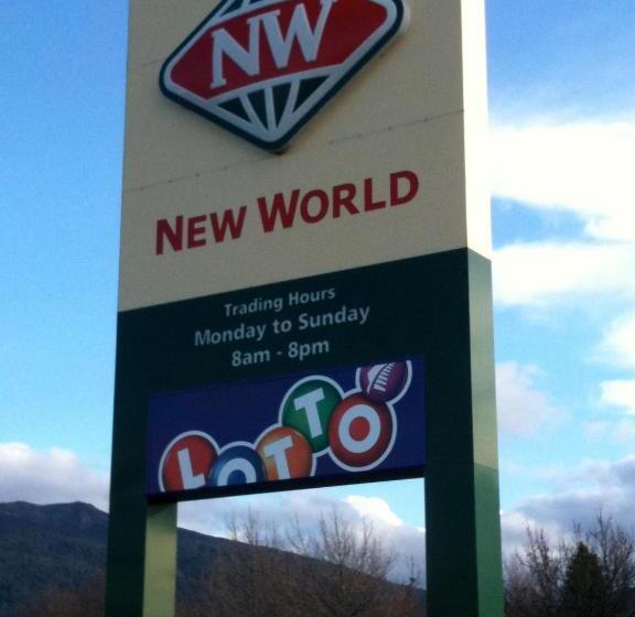 Rainbow Motel & Hot Pools