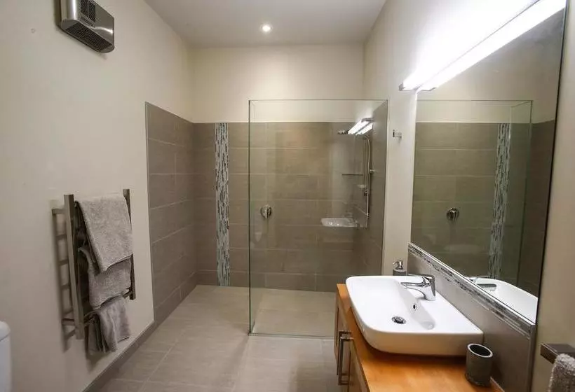 Redvale Ridge B&b
