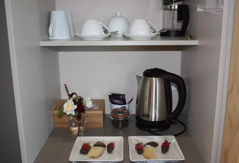Redvale Ridge B&b