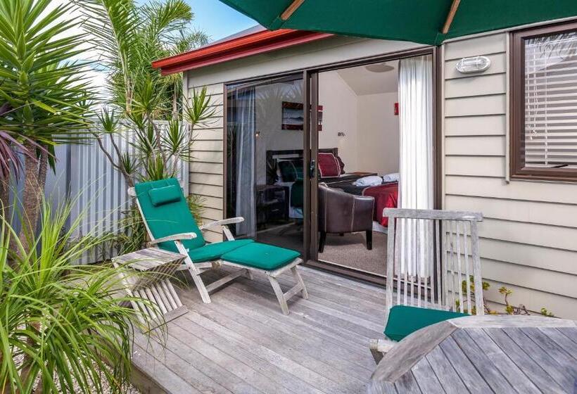 Tairua Shores Motel