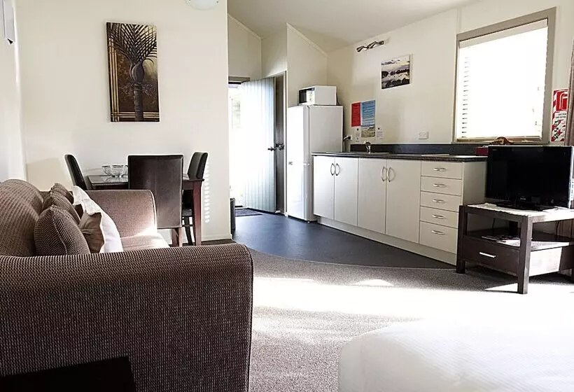 Tairua Shores Motel