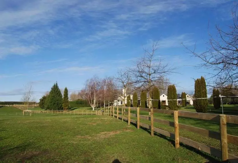 The Two Chimneys B&b