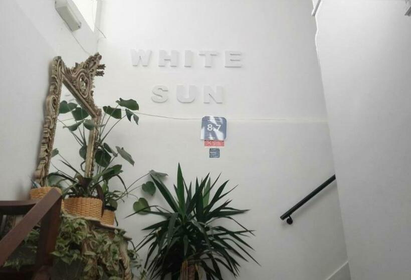 White Sun Hostel