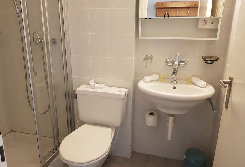 旅馆 Spenglers Inn