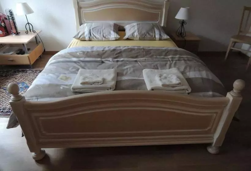 Aamiaismajoitus (B&B) Bnb Ancienne Cure