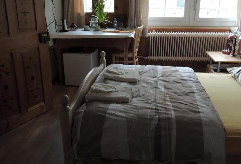 Bed & Breakfast Bnb Ancienne Cure