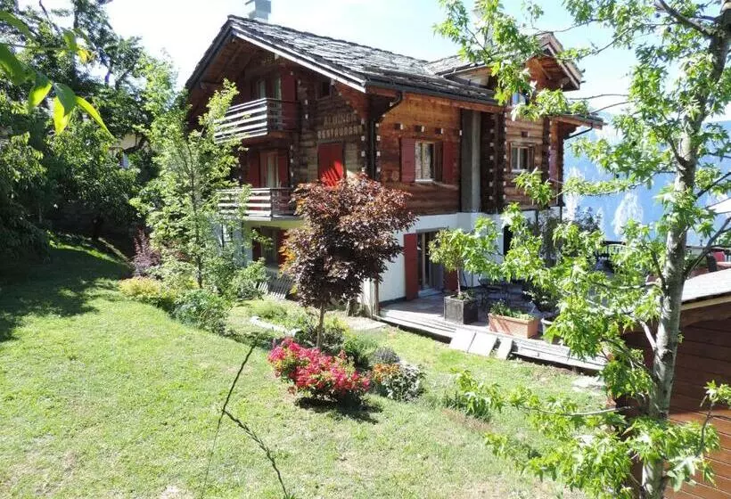 Aamiaismajoitus (B&B) La Demeure Des Elfes