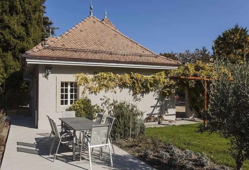 تختخواب و صبحانه Le Jour Et La Nuit