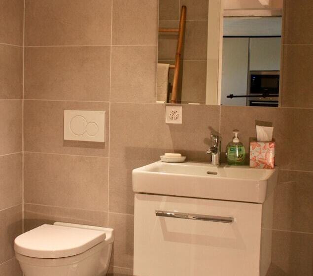 تختخواب و صبحانه Le Jour Et La Nuit